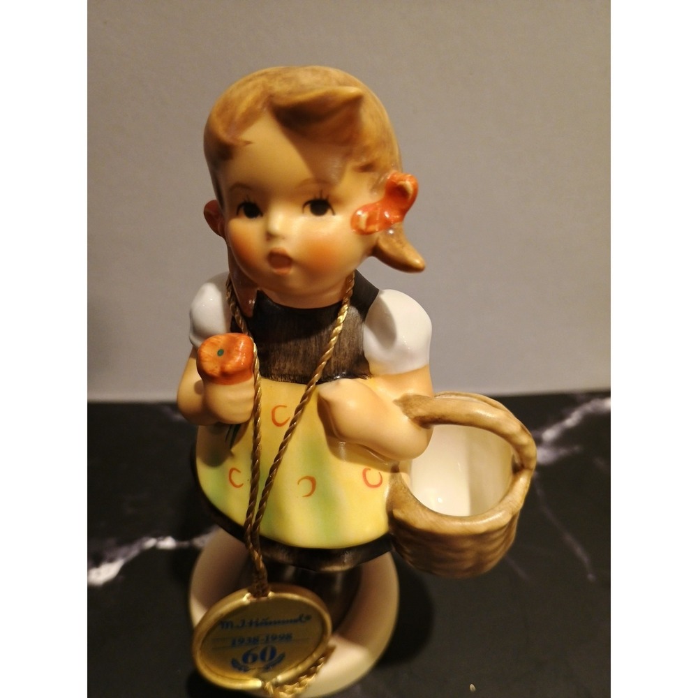 Goebel Hummel #1303 "Sister" 5-1/2" Figurine Stamped Bee Mark